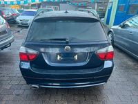 Gebraucht BMW 320 Advantage 177 PS (130 kW) 2007 Monacoblau metallic Kombi