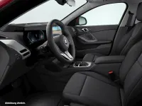 Gebraucht BMW 120 Shadowline 150 PS (110 kW) 2025 Fire red metallic Kleinwagen
