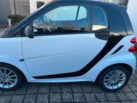 Gebraucht Smart ForTwo Cabrio Passion 71 PS (52 kW) 2012 Weiß Cabrio
