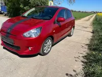Gebraucht Mitsubishi Space Star 80 PS (58 kW) 2013 Rot Van / Kleinbus