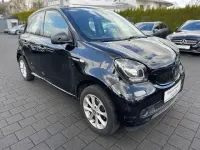 Używany Smart ForFour Basis 71 KM (52 kW) 2019 Czarny Hatchback