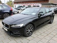 Używany Volvo V60 Core 197 KM (144 kW) 2022 Czarny Kombi