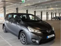 Gebraucht Toyota Verso 124 PS (91 kW) 2014 Grau Van / Kleinbus