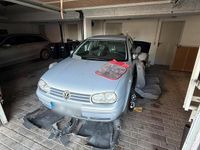 Gebraucht VW Golf IV 115 PS (84 kW) 1998 Silber Kleinwagen