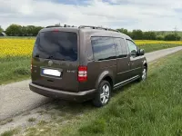 Gebraucht VW Caddy Maxi Comfortline 140 PS (102 kW) 2011 Braun Van / Kleinbus