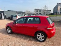Gebraucht VW Golf VI Trendline 80 PS (58 kW) 2010 Rot Kleinwagen