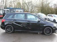 Gebraucht Mercedes B200 136 PS (100 kW) 2013 Schwarz Kleinwagen
