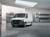 Gebraucht Mercedes Sprinter 170 PS (125 kW) 2025 Arktikweiß Van