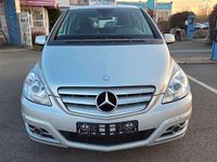 Gebraucht Mercedes B160 95 PS (69 kW) 2009 Silber Van / Kleinbus