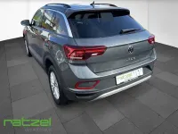 Gebraucht VW T-Roc Life 150 PS (110 kW) 2025 Grau SUV