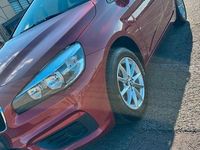 Gebraucht BMW 218 Basis 136 PS (100 kW) 2015 Rot Kombi