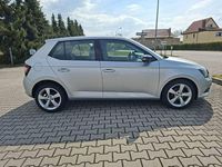 Gebraucht Skoda Fabia Active 75 PS (55 kW) 2015 Silber Limousine