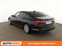 Gebraucht BMW 740 326 PS (239 kW) 2017 Blacksapphire metallic Limousine