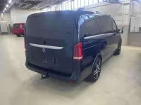 Gebraucht Mercedes V250 Edition 190 PS (139 kW) 2016 Blau Van / Kleinbus