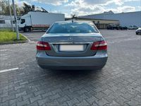 Gebraucht Mercedes E220 170 PS (125 kW) 2009 Grau Limousine