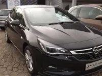 Gebraucht Opel Astra Dynamic 125 PS (91 kW) 2016 Karbonschw graphitschw midnigh Kleinwagen