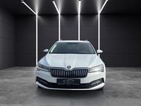 Gebraucht Skoda Superb Ambition 150 PS (110 kW) 2022 Weiß Kombi