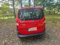 Gebraucht Ford Transit Trend 101 PS (74 kW) 2018 Rot Van