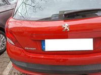 Gebraucht Peugeot 207 Tendance 75 PS (55 kW) 2012 Rot Kleinwagen