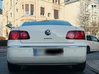 Gebraucht VW Phaeton 239 PS (175 kW) 2010 Weiß Limousine