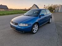 Usata Audi A3 131 CV (96 kW) 2001 Blu Utilitaria