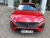 Gebraucht Peugeot 408 Allure 131 PS (96 kW) 2023 Lackierung elixierrot SUV