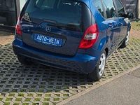 Gebraucht Mercedes A160 82 PS (60 kW) 2011 Blau Van / Kleinbus