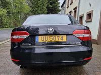 Gebraucht Skoda Superb Active 105 PS (77 kW) 2014 Schwarz Limousine