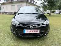 Gebraucht Hyundai i20 Trend 100 PS (73 kW) 2012 Schwarz Kleinwagen