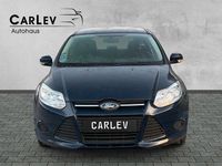 Gebraucht Ford Focus Trend 101 PS (74 kW) 2013 Blau Kombi