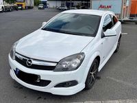 Gebraucht Opel Astra Edition 116 PS (85 kW) 2010 Weiß Kleinwagen
