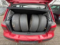 Gebraucht VW Golf IV 75 PS (55 kW) 2002 Rot Kleinwagen