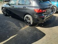 Gebraucht BMW 120 178 PS (130 kW) 2023 Schwarz Kleinwagen