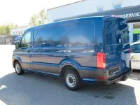 Gebraucht VW Crafter 103 PS (75 kW) 2022 Blau Van