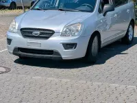 Gebraucht Kia Carens 144 PS (105 kW) 2007 Silber Van / Kleinbus