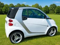 Gebraucht Smart ForTwo Cabrio 71 PS (52 kW) 2011 Weiß Cabrio