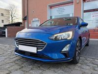 Używany Ford Focus Cool & Connect 120 KM (88 kW) 2019 Niebieski Sedan/Limuzyna
