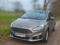 Gebraucht Ford S-MAX Titanium 165 PS (121 kW) 2016 Silber Van / Kleinbus