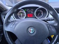 Gebraucht Alfa Romeo Giulietta 120 PS (88 kW) 2011 Silber Kleinwagen