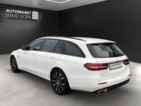 Gebraucht Mercedes E300 Night 306 PS (225 kW) 2021 Weiß Limousine