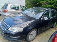 Gebraucht VW Passat 122 PS (89 kW) 2009 Schwarz Kombi
