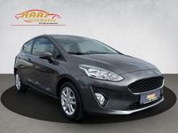 Gebraucht Ford Fiesta Cool & Connect 101 PS (74 kW) 2018 Grau Kleinwagen