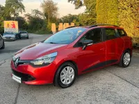 Gebraucht Renault Clio 73 PS (53 kW) 2015 Rot Kombi
