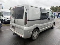 Gebraucht Opel Vivaro 135 PS (99 kW) 2006 Silber Van / Kleinbus