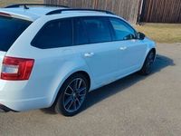 gebraucht Skoda Octavia Combi RS 2.0 TDI DSG~ACC~NAVI~SHZ~