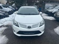 Gebraucht Toyota Avensis Life 147 PS (108 kW) 2013 Weiß Kombi