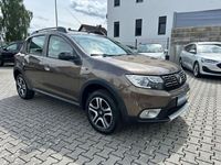 Gebraucht Dacia Sandero Celebration 90 PS (66 kW) 2019 Braun Kleinwagen