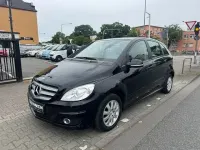 Gebraucht Mercedes B160 95 PS (69 kW) 2011 Schwarz Kleinwagen