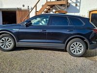 Gebraucht VW Touareg 231 PS (169 kW) 2019 Schwarz SUV