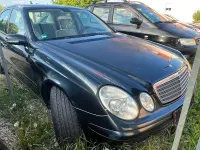 Gebraucht Mercedes E280 Avantgarde 177 PS (130 kW) 2005 Blau Limousine